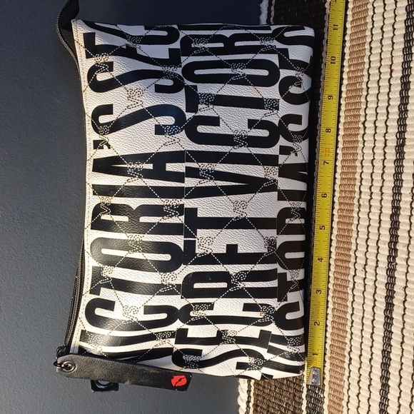 Victoria's Secret  makeup bag - Picture 9 of 16